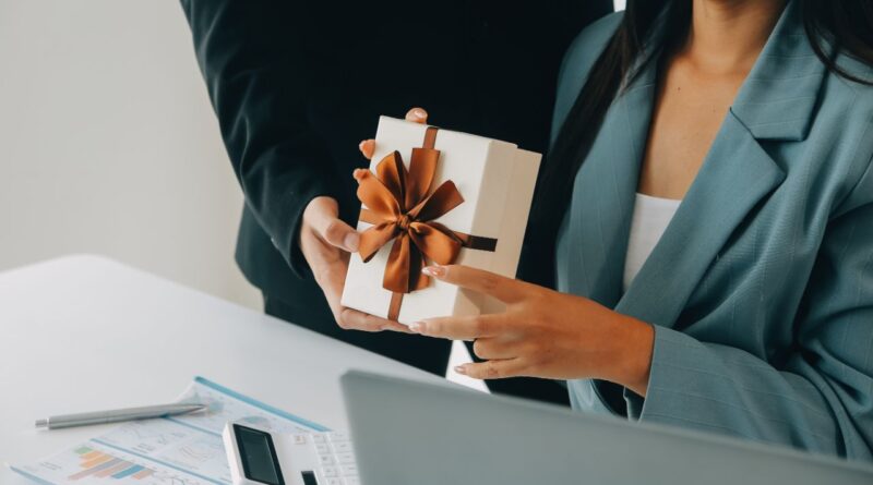 top-5-meilleurs-cadeaux-entreprise-offrir-noel